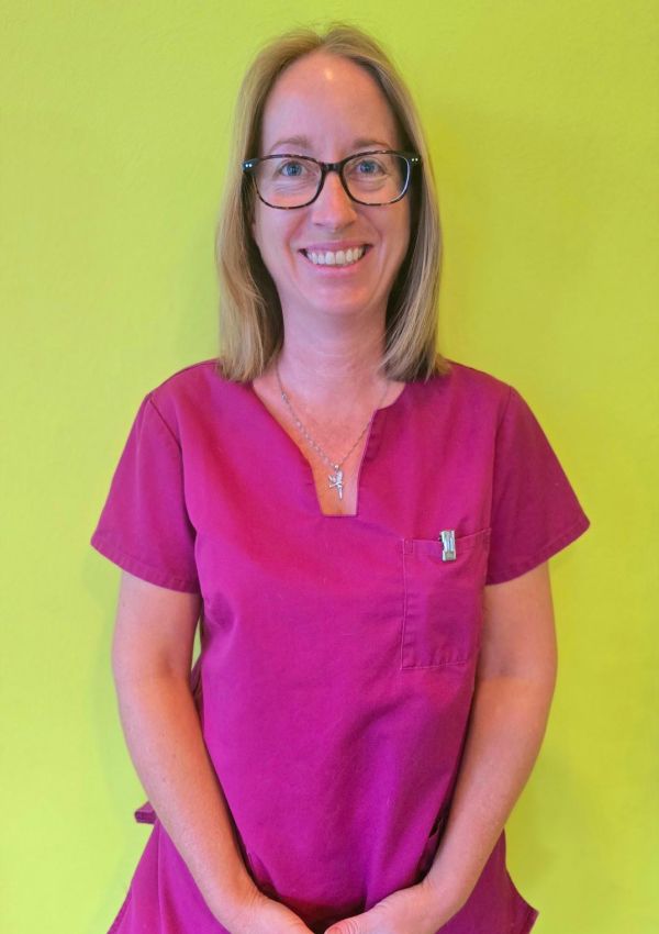 Katia Miletic, Assistante en médecine vétérinaire